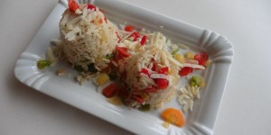 Beitragsbild des Blogbeitrags Restlküche: Kunterbunter Gemüsereis  mit dreierlei Paprika und Parmesan 