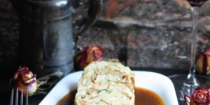 Beitragsbild des Blogbeitrags Obers trifft Sahne: Schwarzbiergulasch mit Pflaumenmus