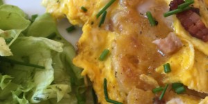 Beitragsbild des Blogbeitrags Österreichische Hausmannskost: Knödel mit Ei