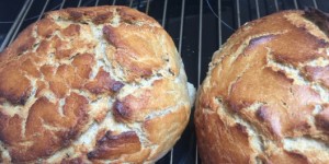 Beitragsbild des Blogbeitrags Schnelles Weizen – Roggen Buttermilchbrot