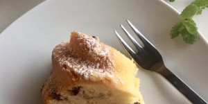 Beitragsbild des Blogbeitrags Topfengugelhupf mit Schokolade, Minze und Limette 