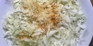 Beitragsbild des Blogbeitrags Lieblingsrezepte: Vitaminbombe Roher Krautsalat