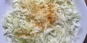 Beitragsbild des Blogbeitrags Lieblingsrezepte:  Vitaminbombe Roher Krautsalat 