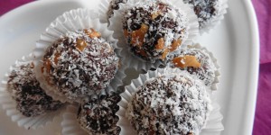 Beitragsbild des Blogbeitrags Weihnachtsbacken 2015: Rumkugelei 