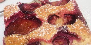 Beitragsbild des Blogbeitrags Pflaumenkuchen mit Schokolade und Zimt 