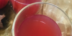 Beitragsbild des Blogbeitrags Apfel-Hibiskuspunsch – alkoholfrei und fruchtig