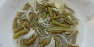 Beitragsbild des Blogbeitrags Aus dem wilden Garten: Fisolen (Grüne Bohnen) und was wir damit gemacht haben