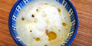 Beitragsbild des Blogbeitrags Flottes Dreiländereck Menü: Zum Dessert gibt’s Himbeer Panna Cotta