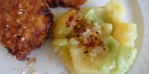 Beitragsbild des Blogbeitrags Hendl Schnitzel mit Haferflocken? Schmeckt! 