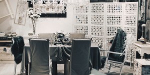 Beitragsbild des Blogbeitrags Minimalistische Tisch-Deko zu Weihnachten – Tipps und Tricks!