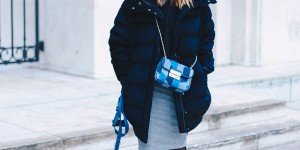 Beitragsbild des Blogbeitrags Oversize, aber feminin! Bleistiftrock und Pufferjacke im Winter! 