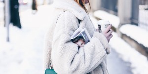 Beitragsbild des Blogbeitrags Topshop Teddymantel, Nietenboots und Dionysus Tasche