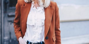 Beitragsbild des Blogbeitrags Style Guide: Wie kombiniert man eine Mom Jeans?