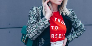 Beitragsbild des Blogbeitrags Die Marlenehose: Der Klassiker in Kombination mit Statement-Pieces!