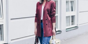 Beitragsbild des Blogbeitrags Casual Blazer Outfit mit Jane Birkin Basket und Denim Slippers 