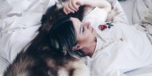 Beitragsbild des Blogbeitrags Schlaf gut #Homestory! Goldene Tipps für einen erholsamen Schlaf!