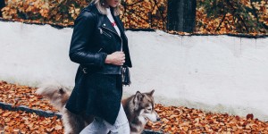 Beitragsbild des Blogbeitrags Rockiges Outfit mit Lederjacke, Strick-Cardigan und Isabel Marant Boots 