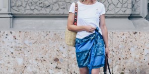 Beitragsbild des Blogbeitrags Outfit-Idee: Paisley Kleid als Rock tragen (+Must-have Birkin Basket)