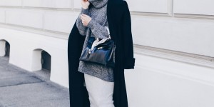 Beitragsbild des Blogbeitrags Mein Winter Outfit mit Rock, Overknee Boots und Oversize Mantel! 