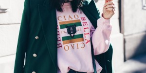 Beitragsbild des Blogbeitrags Wollen wir sofort: Die neuen Statement-Sweater treiben‘s bunt!