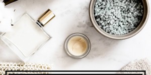 Beitragsbild des Blogbeitrags Beauty Tipps und Tricks: Mit diesen Make-up-Quickies sparen wir jede Menge Zeit im Bad!