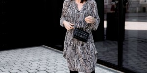 Beitragsbild des Blogbeitrags So style ich mein Isabel Marant Kleid zu Skinny Jeans und Chanel Bag! 