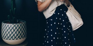 Beitragsbild des Blogbeitrags Was ziehe ich im Sommer im Büro an? Meine Outfit-Ideen und Styling-Tipps!