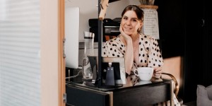 Beitragsbild des Blogbeitrags 4 Gründe für eine entspannte Kaffeepause im Büro! + 4 Tipps für guten Kaffee 