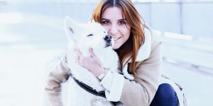 Beitragsbild des Blogbeitrags Outfit mit Acne Lookalike Biker Jacke von Zara, Skinny Jeans und Shopper