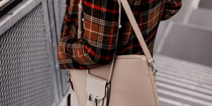 Beitragsbild des Blogbeitrags Style Sudoku: 10 Winter Outfits fürs Büro mit 16 Wardrobe Essentials