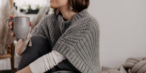 Beitragsbild des Blogbeitrags 8 Dekoideen fürs Wohnzimmer: so wirds gemütlich!