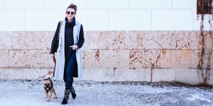 Beitragsbild des Blogbeitrags Outfit mit Weste, Skinny Jeans und Chanel Jumbo XL Flap Bag