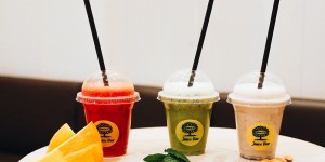 Beitragsbild des Blogbeitrags Ihr seid gefragt! Rauch Juice Bar Innsbruck Special mit Who is Mocca?