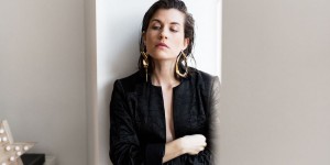 Beitragsbild des Blogbeitrags TREND ALERT: MISMATCHED EARRINGS