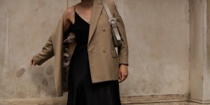 Beitragsbild des Blogbeitrags The Forever Classics: Cami Top + Silk Skirt