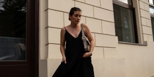 Beitragsbild des Blogbeitrags Black Maxi Dress 