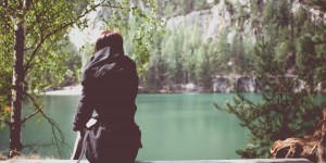 Beitragsbild des Blogbeitrags Auf sicheren Beinen in die Selbstständigkeit: Fünf Tipps, die Jungunternehmerinnen und Jungunternehmer beachten sollten