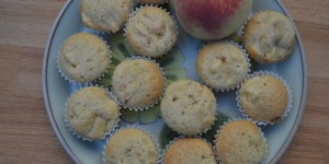 Beitragsbild des Blogbeitrags Pfirsich Muffins
