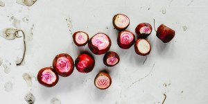 Beitragsbild des Blogbeitrags Salat mit roten Rüben und Clementinen 