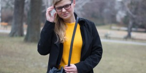 Beitragsbild des Blogbeitrags Gelbes Kleidchen als Valentinstags Outfit
