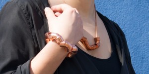 Beitragsbild des Blogbeitrags DIY Kupfer-Rohr-Armband 