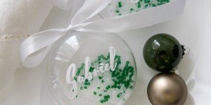 Beitragsbild des Blogbeitrags DIY Gastgeschenk Namensschild für dein Weihnachtsdinner