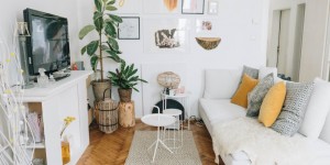Beitragsbild des Blogbeitrags Wohnzimmer Update 2019 – neuer Couchtisch und Teppich*
