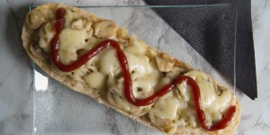 Beitragsbild des Blogbeitrags back to the roots. Zapiekanka