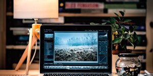 Beitragsbild des Blogbeitrags Coronavirus – Den ganzen Tag zu Hause, was nun? – Wenn es der Seele auf einmal schlecht geht. Was hilft?