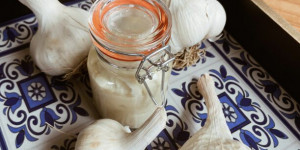 Beitragsbild des Blogbeitrags Knoblauchpaste selbstgemacht