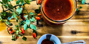 Beitragsbild des Blogbeitrags Hagebuttenmarmelade selbst gemacht