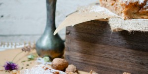Beitragsbild des Blogbeitrags {Rezept} Apfel-Nuss-Strudel 