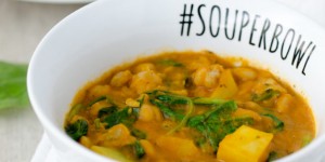 Beitragsbild des Blogbeitrags {Rezept} 4 vegane Rezeptideen mit Suppe / Little Lunch