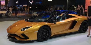 Beitragsbild des Blogbeitrags Die Highlights der Dubai International Motor Show 2017!